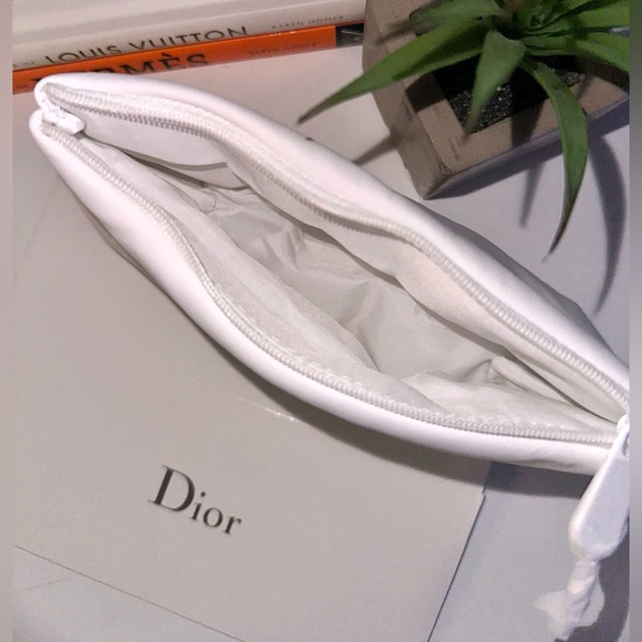 NEW DIOR Beauty Gift Bag Makeup Dior Logo Luxury Cosmetic Pouch Case - Picture 6 of 7
